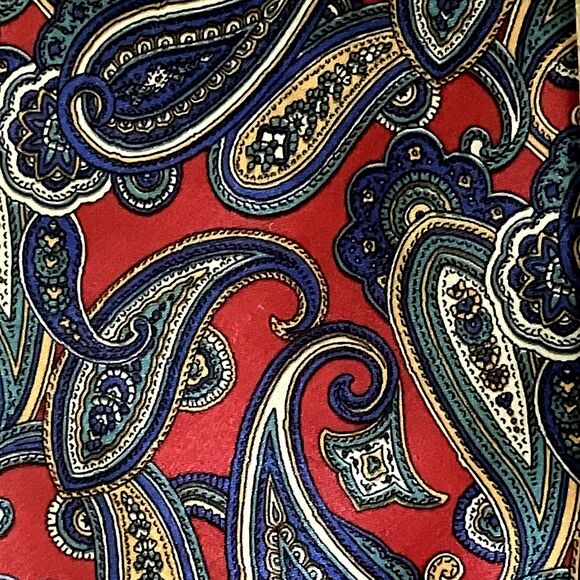 Camden Court Tie Vintage Paisley Shiny Red Blue Wide 4 inch USA - Picture 2 of 9
